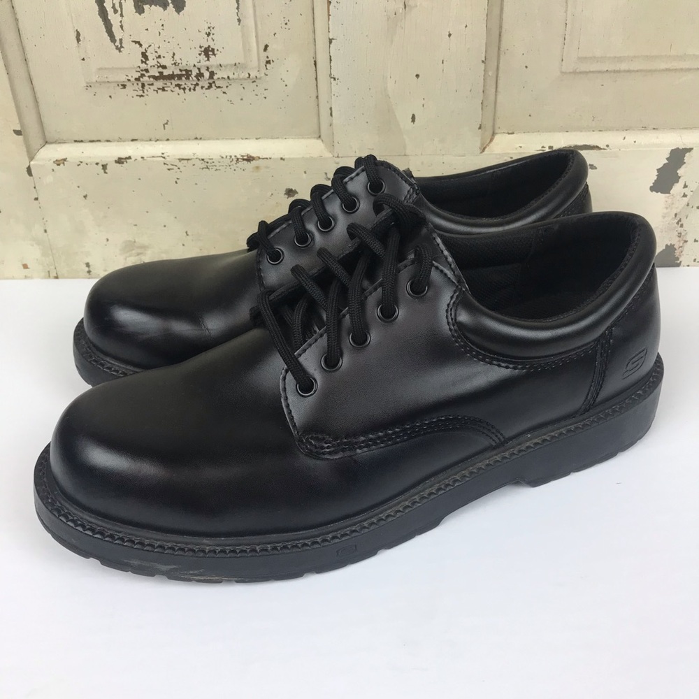 Men’s sketchers slip resistant black lace up